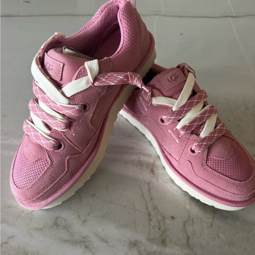 UGG Pink Women's Low-Top Sneakers